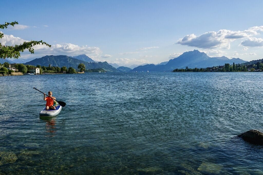 The Lakeside Oasis Wellness Retreat